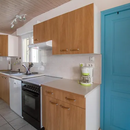 Gîte Nébouzat, 3 pièces, 5 personnes - FR-1-630-274 Nébouzat