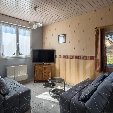 Gîte Nébouzat, 3 pièces, 5 personnes - FR-1-630-274 * Nébouzat